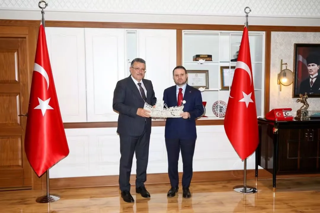Bakan Gürlek'ten Trabzon Büyükşehir Belediyesi'ne ziyaret