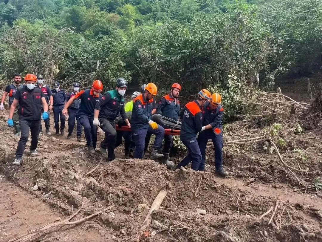 Yeğenin cansız bedenine ulaşıldı, dayının arama çalışmaları devam ediyor - Fotoğraf Galerisi 2